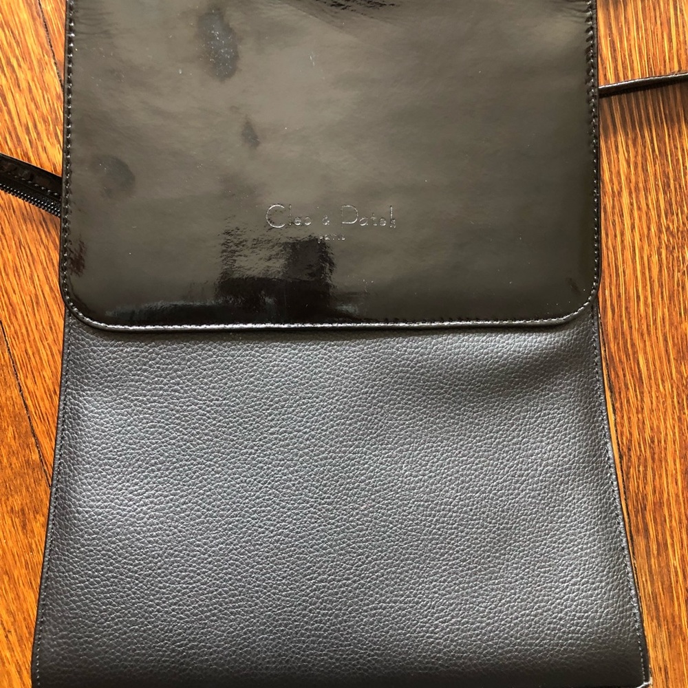 Backpack - Picture 2 of 3